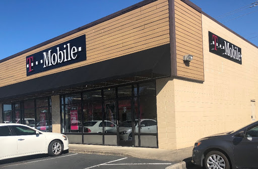 Cell Phone Store «T-Mobile», reviews and photos, 6691 SE Tualatin Valley Hwy, Hillsboro, OR 97123, USA
