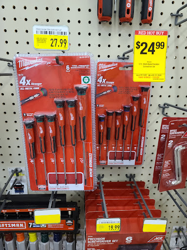 Hardware Store «Westlake Ace Hardware 032», reviews and photos, 2350 S Campbell Ave, Springfield, MO 65807, USA