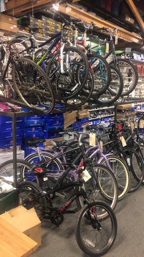 Sporting Goods Store «Play It Again Sports», reviews and photos, 3939 N Ashland Ave, Chicago, IL 60613, USA