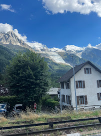 Extérieur du Restaurant La Chaumière Mountain Lodge à Chamonix-Mont-Blanc - n°10
