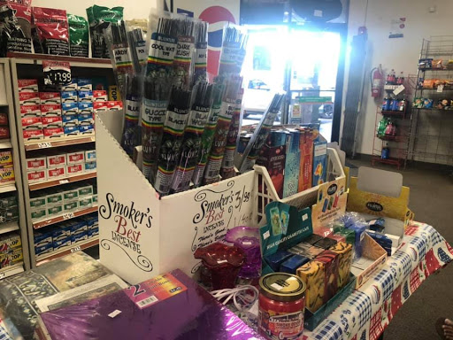 Tobacco Shop «Mr Tobacco», reviews and photos, 850 N Lake St, Aurora, IL 60506, USA