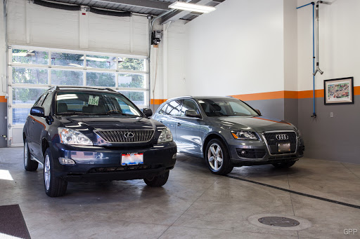 Auto Body Shop «LJI Collision Center Cleveland Heights», reviews and photos, 1640 Lee Rd, Cleveland Heights, OH 44118, USA