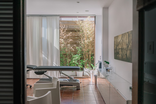 IOS SALUT . FISIOTERÀPIA I OSTEOPATIA. en Canet de Mar, Barcelona