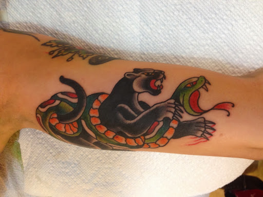 Tattoo Shop «Harlequin Tattoo», reviews and photos, 11833 Joseph Campau Ave, Hamtramck, MI 48212, USA