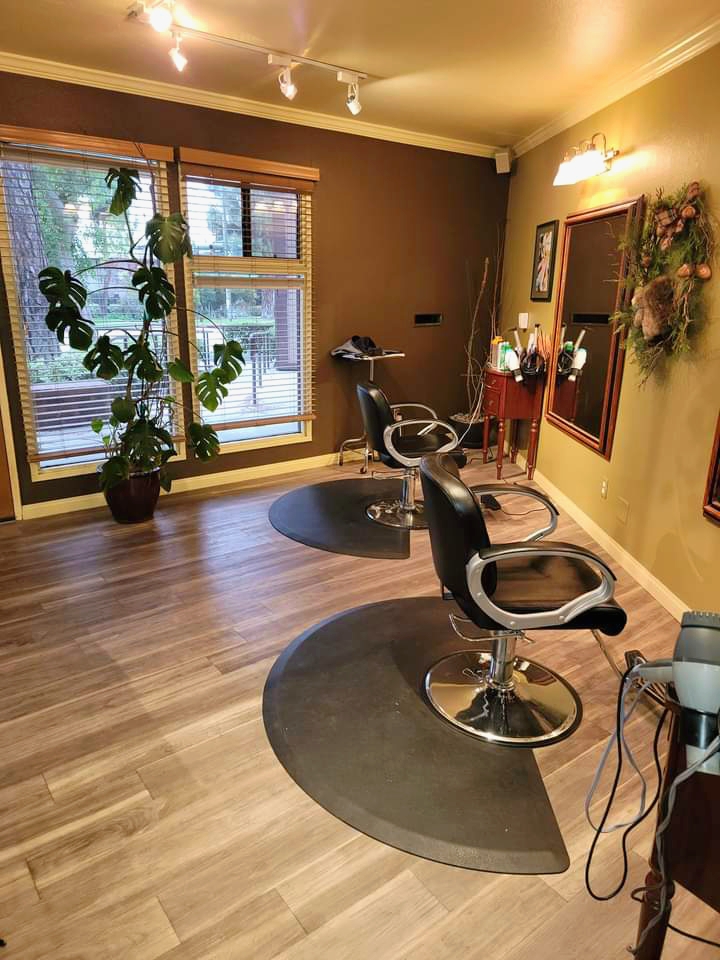Great Looks Hair Studio 90601