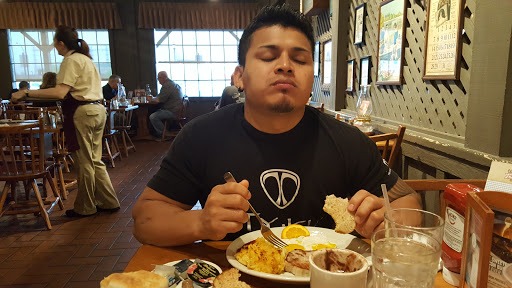 American Restaurant «Cracker Barrel Old Country Store», reviews and photos, 5100 Tiedeman Rd, Brooklyn, OH 44144, USA