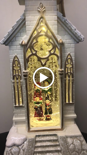 Hair Salon «V.I.P. Salon & Spa», reviews and photos, 15580 King Rd, Riverview, MI 48193, USA