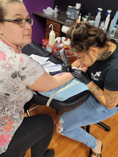 Tattoo Shop «Dermawerx Tattoo», reviews and photos, 9853 Silverdale Way NW STE 107, Silverdale, WA 98383, USA