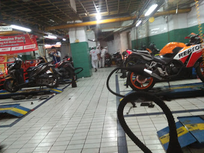 Honda Nusantara Surya Sakti Slipi