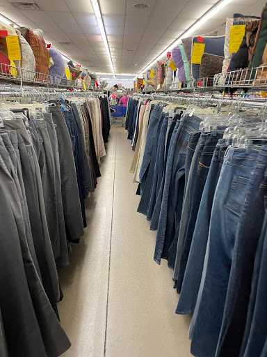 Thrift Store «St. Vincent de Paul Thrift Store and Donation Center», reviews and photos, 813 Main St, Milford, OH 45150, USA