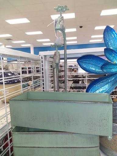 Clothing Store «Ross Dress for Less», reviews and photos, 902 Sepulveda Blvd, Harbor City, CA 90710, USA