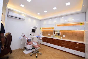 Dr Alisha’s Evershine Dental & Cosmetic Clinic image