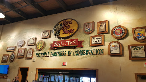 Sporting Goods Store «Bass Pro Shops», reviews and photos, 5160 Cherry Ave, San Jose, CA 95118, USA