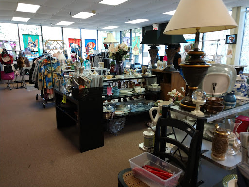 Thrift Store «The Treasure Hound», reviews and photos, 14508 Old Lee Rd, Chantilly, VA 20151, USA