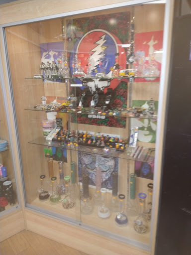 Tobacco Shop «Sweet Leaf Tobacco Shop», reviews and photos, 1220 E Silver Springs Blvd, Ocala, FL 34470, USA