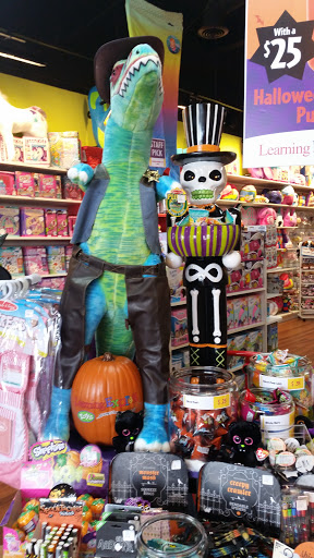 Toy Store «Learning Express Toys of Shreveport», reviews and photos, 5733 Youree Dr, Shreveport, LA 71105, USA