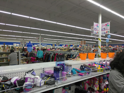 Thrift Store «Goodwill», reviews and photos, 2040 Alta Arden Expy, Sacramento, CA 95825, USA