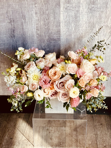 Florist «Flower Boutique», reviews and photos, 514 N Lake Ave, Pasadena, CA 91101, USA
