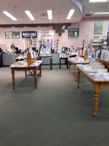 Book Store «Bookstar (Barnes & Noble)», reviews and photos, 8650 Genesee Ave, San Diego, CA 92122, USA