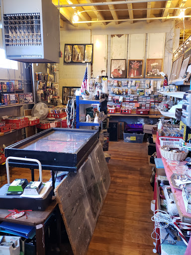 Flea Market «Tilton & Cook Indoor Flea Market and Used Furniture Store», reviews and photos, 38 Spruce St, Leominster, MA 01453, USA