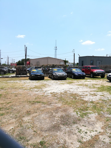 Used Car Dealer «BEST CAR FOR LESS», reviews and photos, 3410 Dunvale Rd, Houston, TX 77063, USA