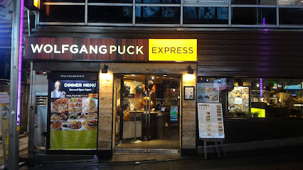 ウルフギャング•パック Express 原宿店