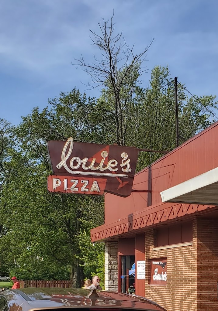 Louie's Restaurant 60085