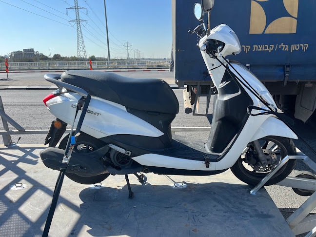 גראז 770 מוסך אופנועים חולון - מוסך