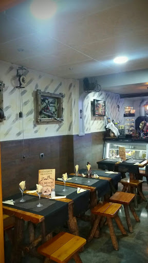 Bar Restaurant Meson Canovelles en Canovelles