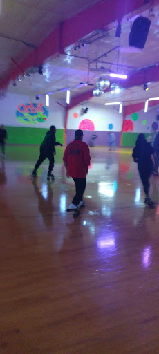 Roller Skating Rink «Orbit Fun Center», reviews and photos, 5001 Nebraska Ave, Dayton, OH 45424, USA