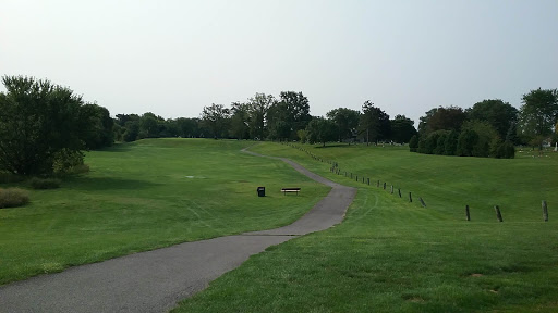 Golf Course «Mills Creek Golf Course», reviews and photos, 1933 Mills St, Sandusky, OH 44870, USA