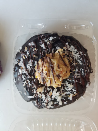 Donut Shop «Vincent Van Doughnut», reviews and photos, 40 N Central Ave, Clayton, MO 63105, USA