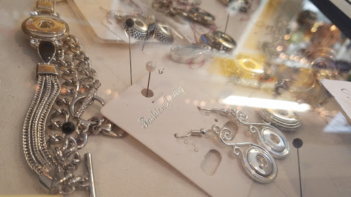 Florist «Exotic Florist & Gifts», reviews and photos, 1909 S Main St, Madisonville, KY 42431, USA