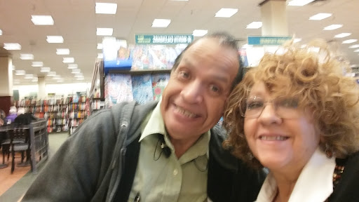 Book Store «Barnes & Noble», reviews and photos, 20 Hatton Pl, Hilton Head Island, SC 29926, USA