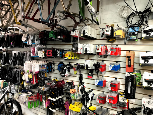 Used Bicycle Shop «Willie’s Bicycle», reviews and photos, 3210 NE 2nd Ave, Miami, FL 33137, USA