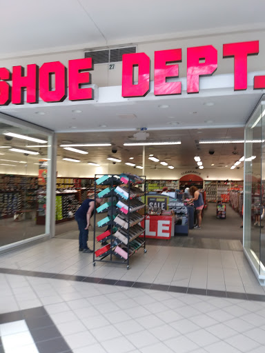 Shopping Mall «Diamond Run Mall», reviews and photos, 46 Diamond Run Pl, Rutland, VT 05701, USA