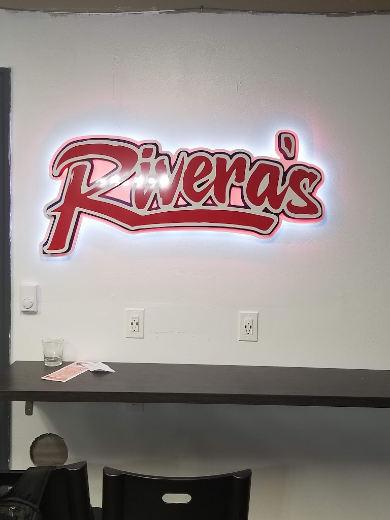 Rivera's Barbershop 01420
