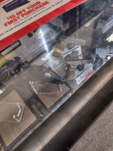 Sporting Goods Store «Academy Sports + Outdoors», reviews and photos, 6425 Garth Rd, Baytown, TX 77521, USA