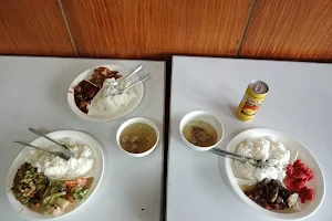 Betolanyo Food Haus image