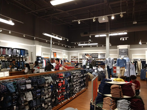Clothing Store «Banana Republic», reviews and photos, 8200 Vineland Ave, Orlando, FL 32821, USA