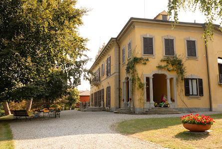 Villa Mapelli Mozzi (LC) Via Carminati de Brambilla Giorgio, 1, 23880 Casatenovo LC, Italia