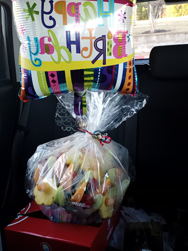 Gift Shop «Edible Arrangements», reviews and photos, 617 Uptown Blvd #105, Cedar Hill, TX 75104, USA