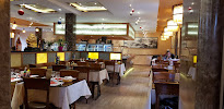 Atmosphère du Restaurant de type buffet Aux Baguettes d'Asie à Soisy-sous-Montmorency - n°2