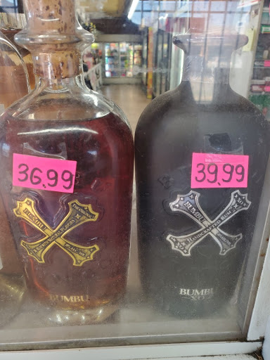 Liquor Store «Pepper Liquor Store», reviews and photos, 5440 Reisterstown Rd, Baltimore, MD 21215, USA