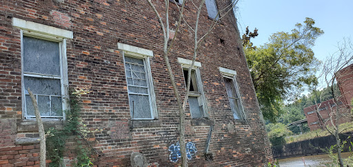 Bridal Shop «Bridal Boutique & Tux Shoppe», reviews and photos, 125 W Main St, Prattville, AL 36067, USA