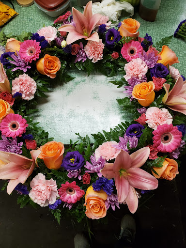 Florist «Shaw And Boehler Florist», reviews and photos, 31 Clinton Ave, Cortland, NY 13045, USA