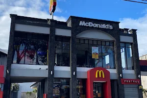 McDonald's Banco Central image