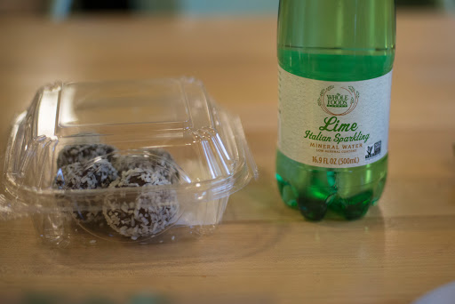 Grocery Store «Whole Foods Market», reviews and photos, 808 Massachusetts Ave, Arlington, MA 02476, USA