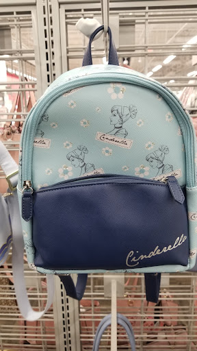 Clothing Store «Burlington Coat Factory», reviews and photos, 8204 S Orange Blossom Trail, Orlando, FL 32809, USA