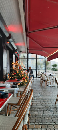 Atmosphère du Restaurant Café de la Plage à Les Sables-d'Olonne - n°7